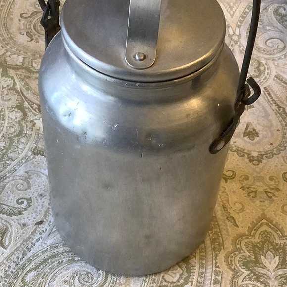 Lovely antique metal milk container. 9”x6”. Has removable lid. Lightweight. - Picture 3 of 9